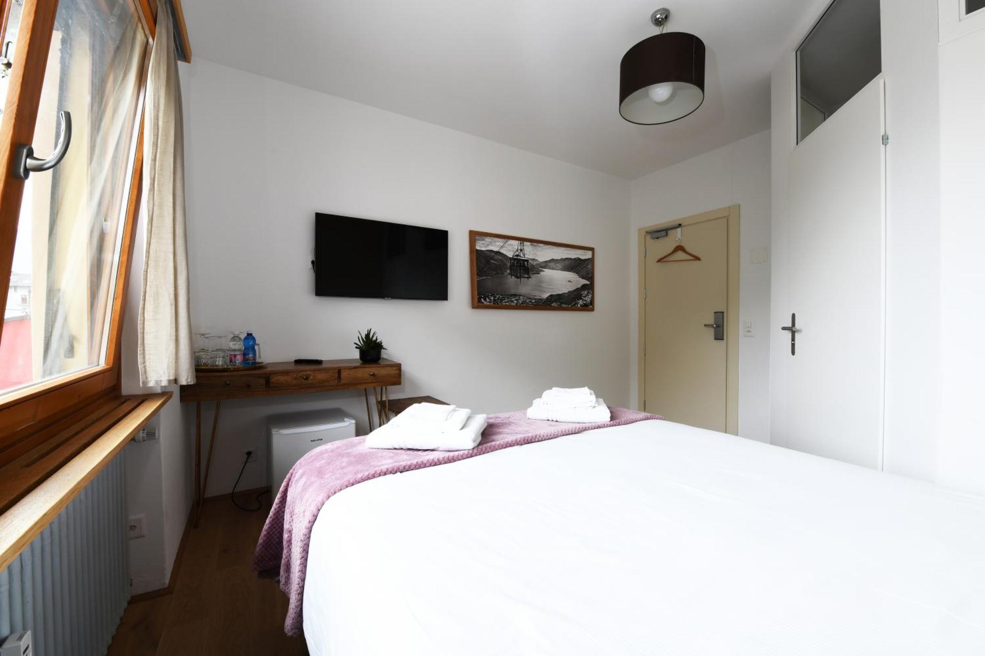 7Rooms - Self Check-In 24H Free Parking Losone Kültér fotó